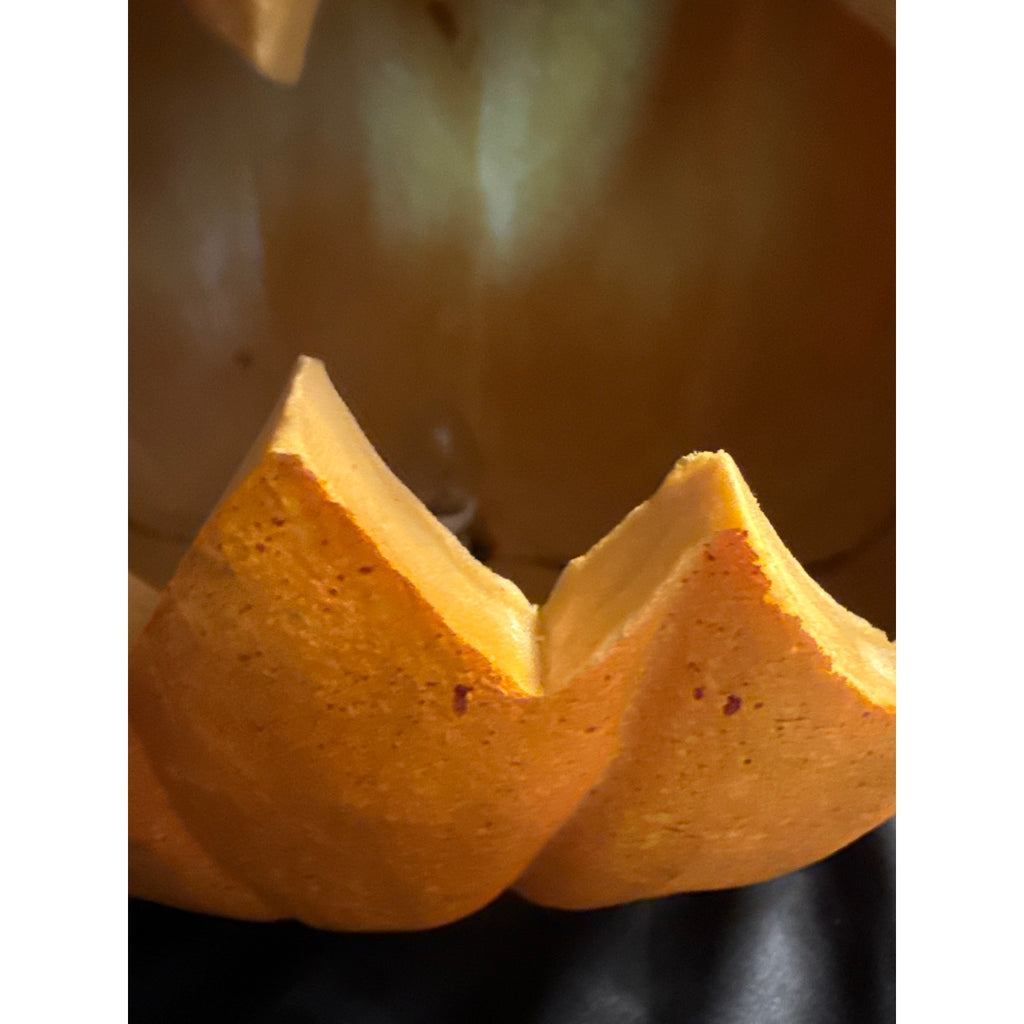 Vintage 90’s Large LIGHTED HALLOWEEN GOURD PUMPKIN FOAM BLOW MOLD 18” x 12” EUC