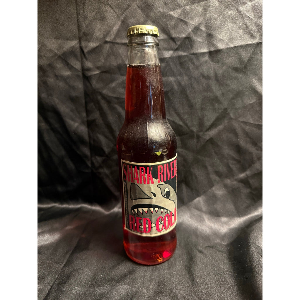 Vintage 90’s Joe Tea NJ Shark River Red Cola