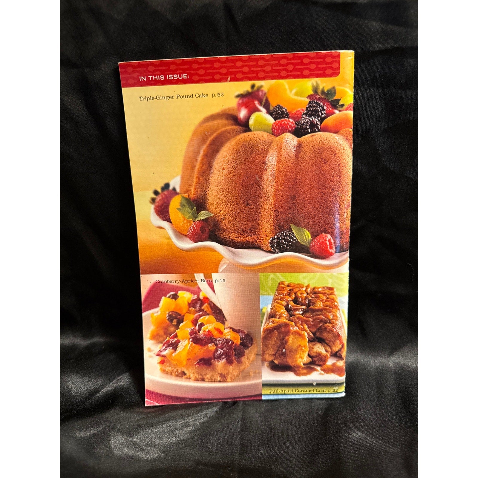 Betty Crocker - Fall Baking (Recipe Magazine) - Fall 2007 Issue # 240 Paperback