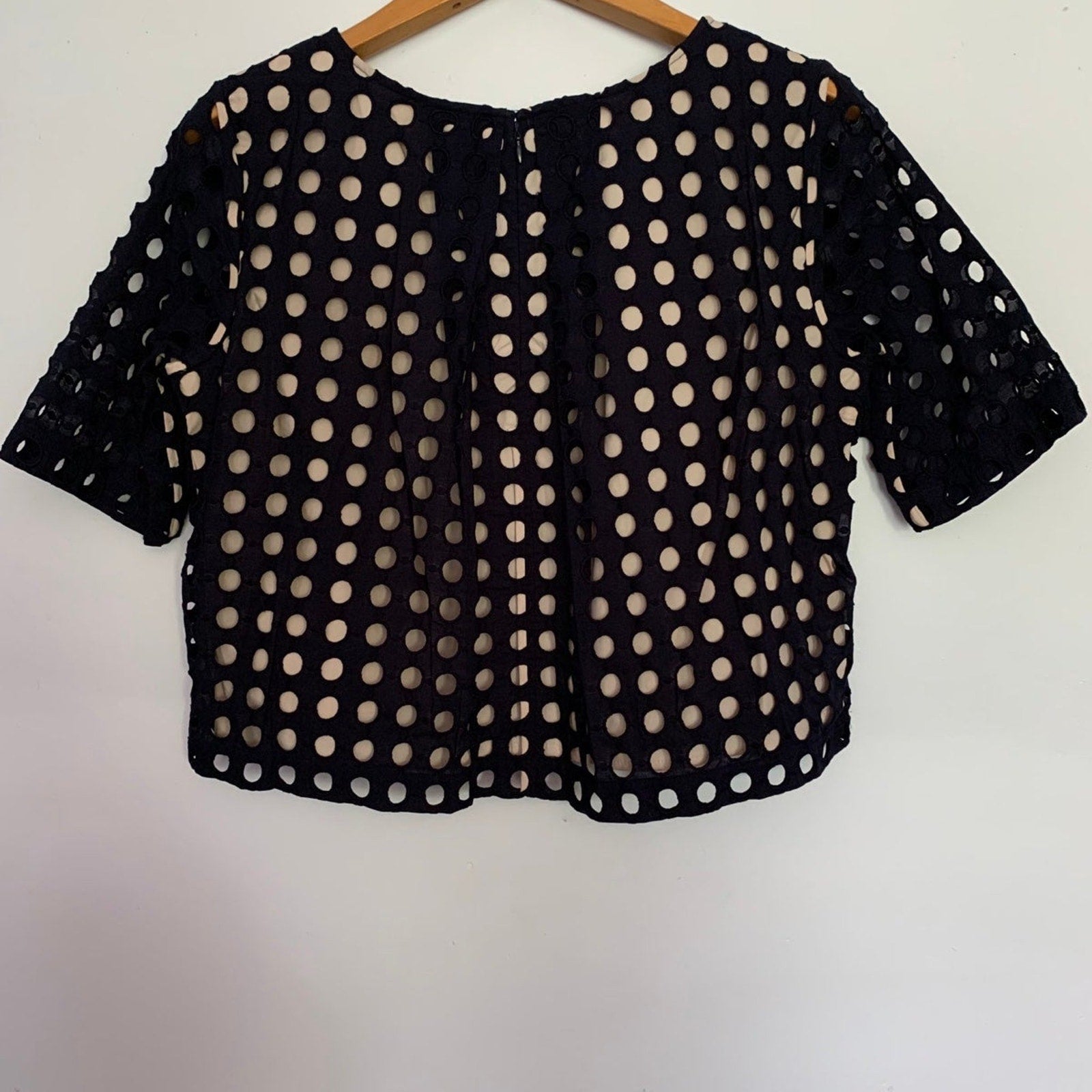 Ann Taylor Geo Eyelet Blouse Size M Navy/Cream NWT