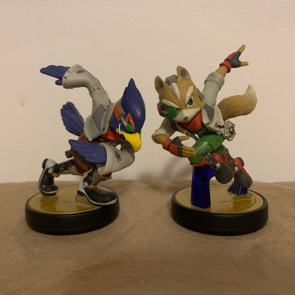 Nintendo Amiibo Lot StarFox Fox and Falco Smash Bros 3ds Wii U Switch