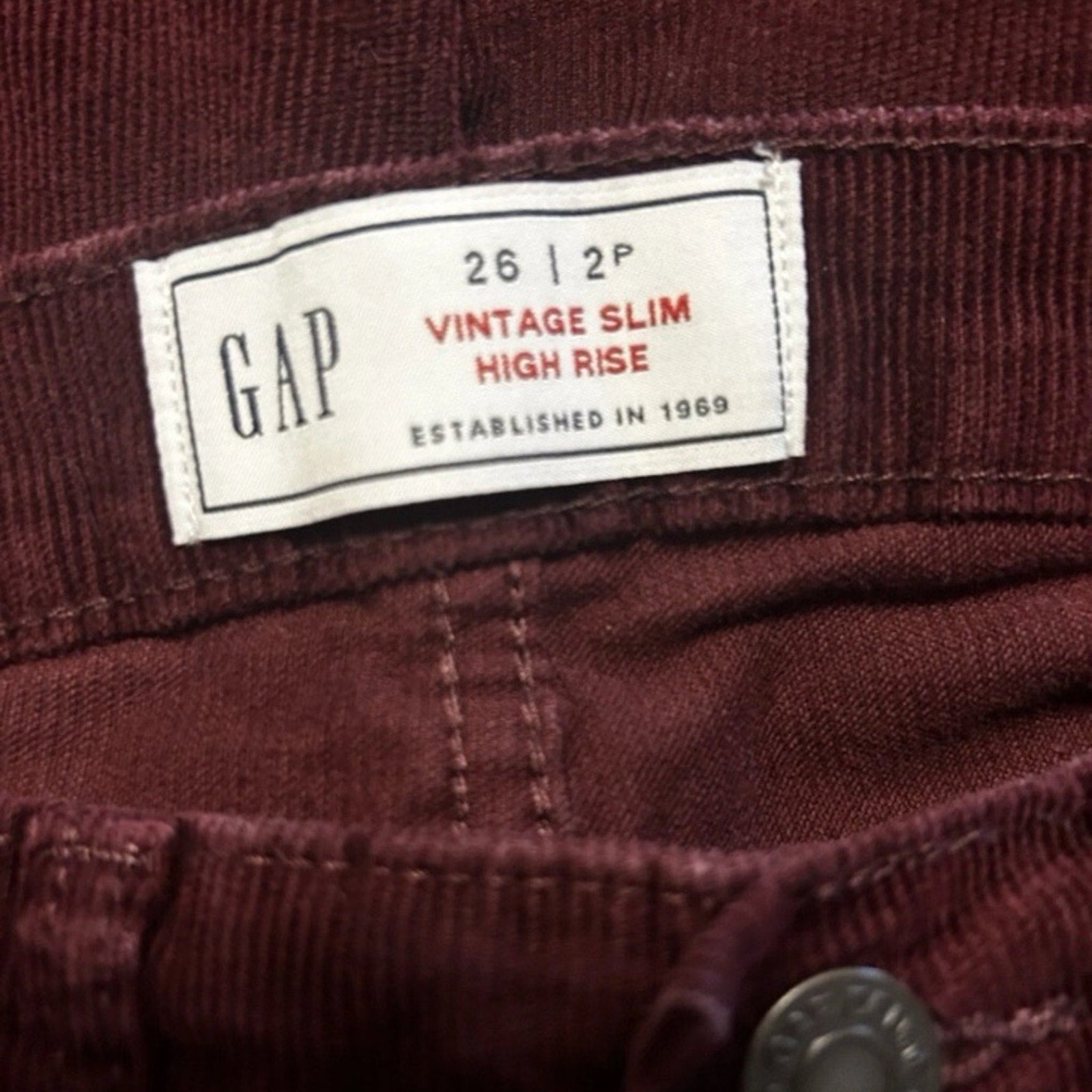 GAP HIGH RISE VINTAGE SLIM CORDUROY PANTS W/ WASHWELL 26 Petites 2 BURGUNDY