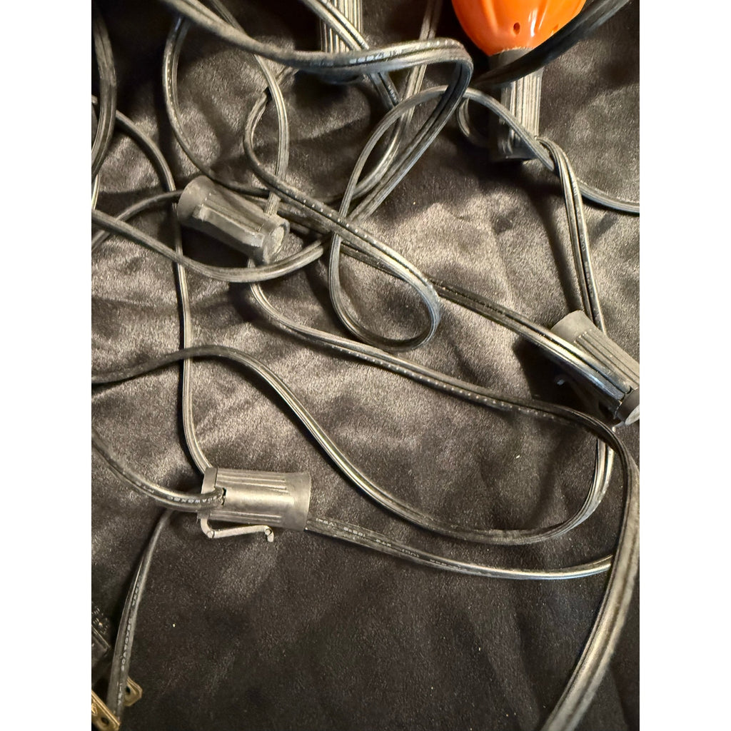 Vintage 00’s Halloween bubble string lights