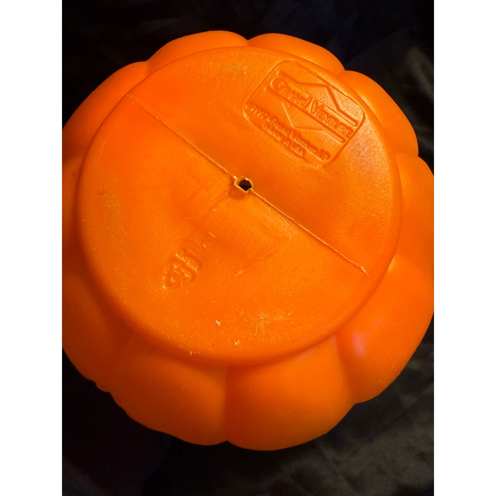 Vintage 90’s blow-mold Halloween trick-or-treat bucket EUC