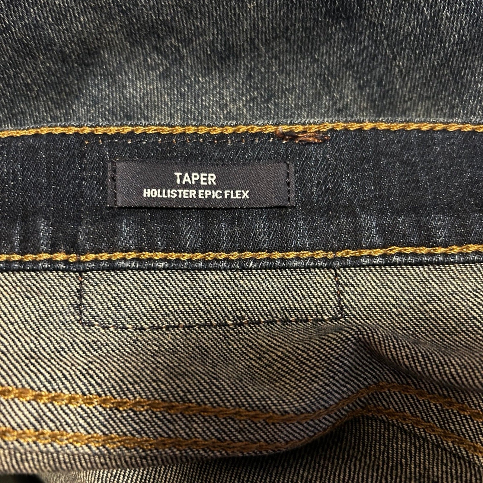 Hollister 34 x 30 Taper Epic Flex Jeans
