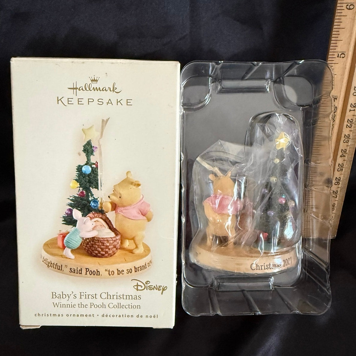 2007 Hallmark Keepsake Ornament Baby's 1st Christmas Winnie the Pooh Piglet New