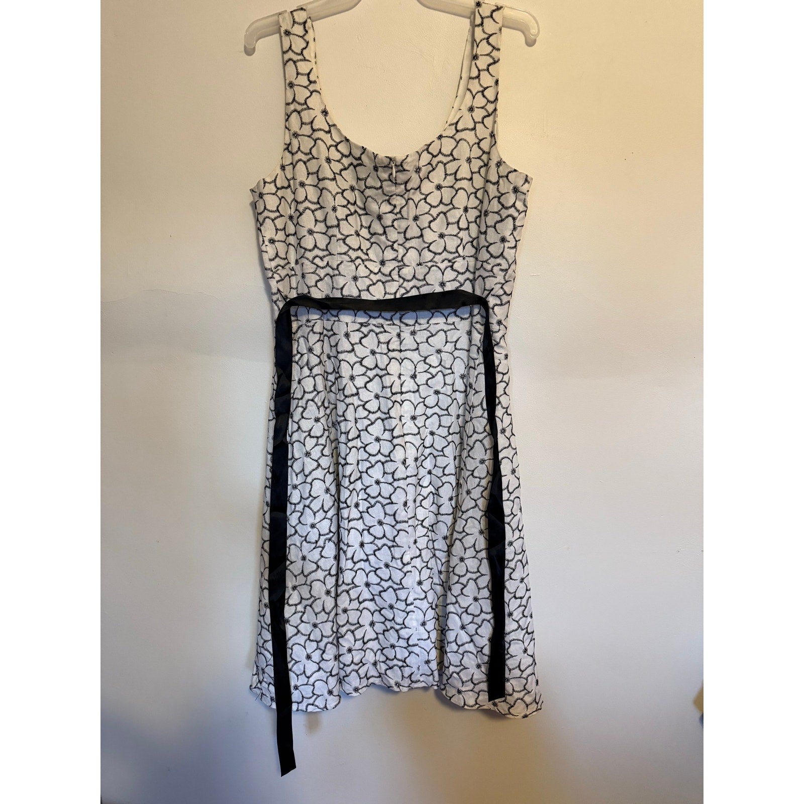 Sheri Martin New York dress black and white flowers size 14P petite