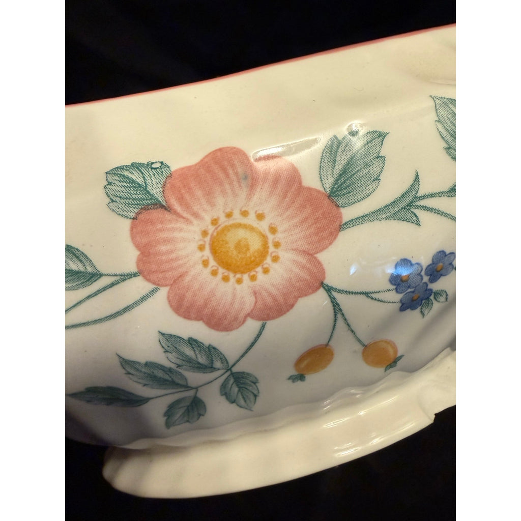Vintage 90’s Churchill Briar Rose gravy boat and saucer set 9” Staffordshire England