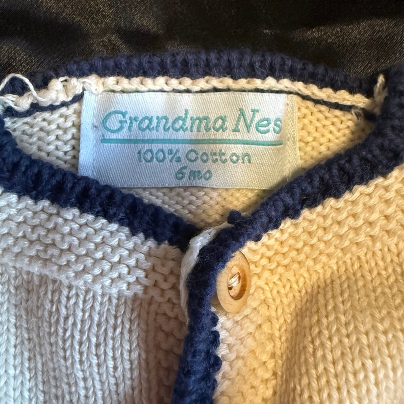 Grandma Ness boutique infants hand knitted sweater and hat set size 6 months