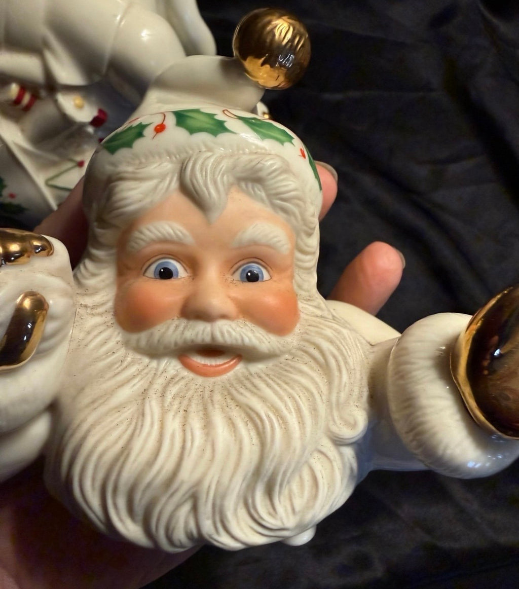 Vintage 1999 Porcelain Lenox Holiday Santa Collection Teapot Christmas