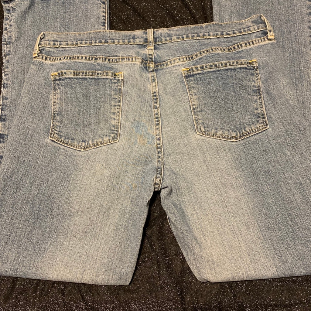 Old Navy Women’s Just Below the Waist Bootcut Jeans Size 16 Regular