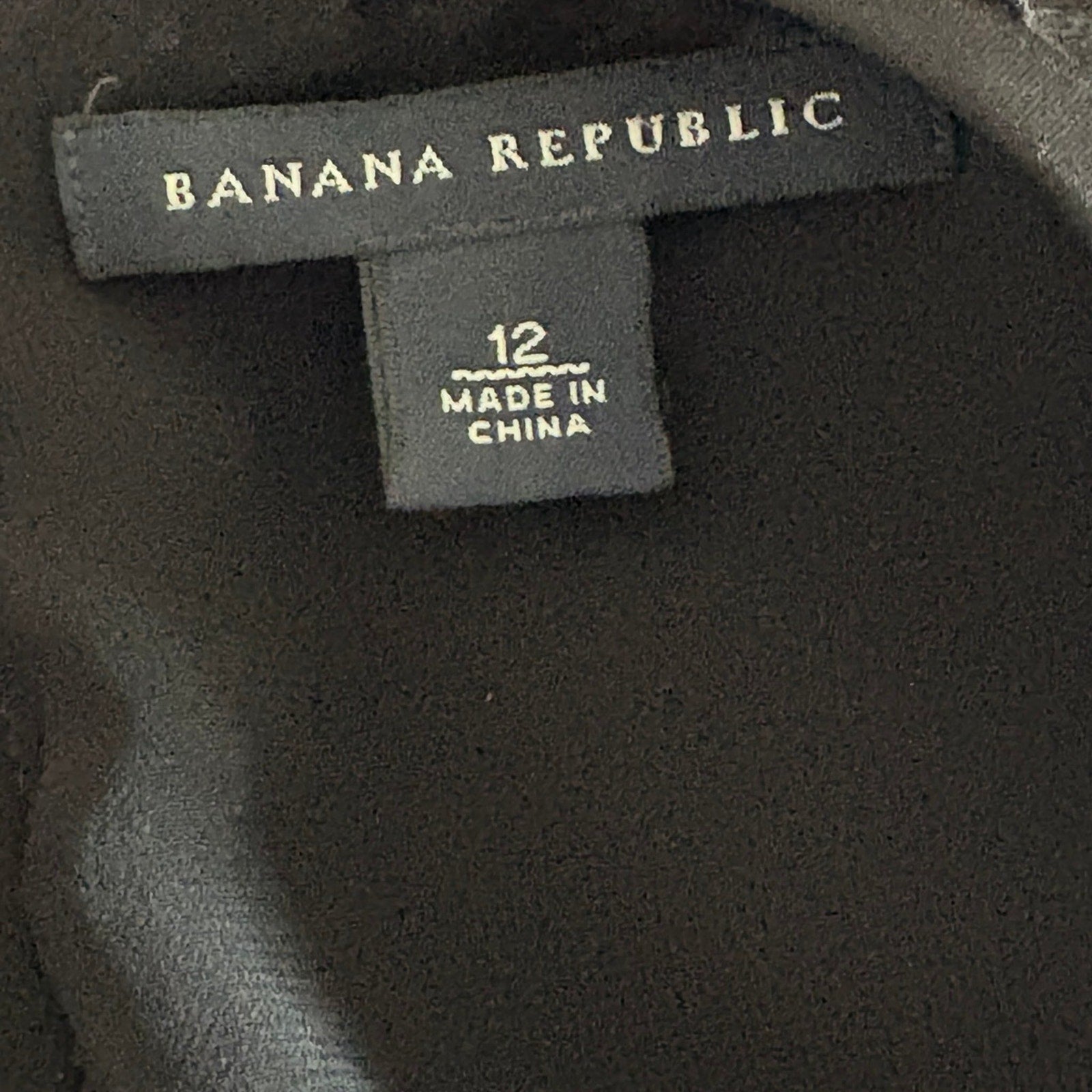 Banana Republic black lace long length sleeveless top back zipper size 12