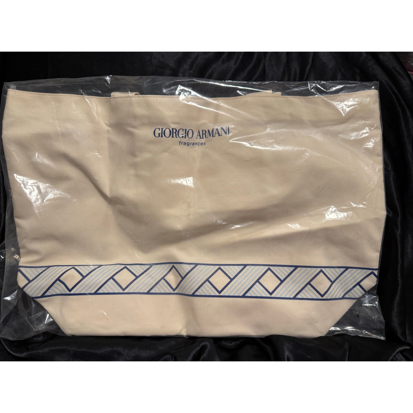 Giorgio Armani Island oversized canvas beach bag 20” x 13” NIP