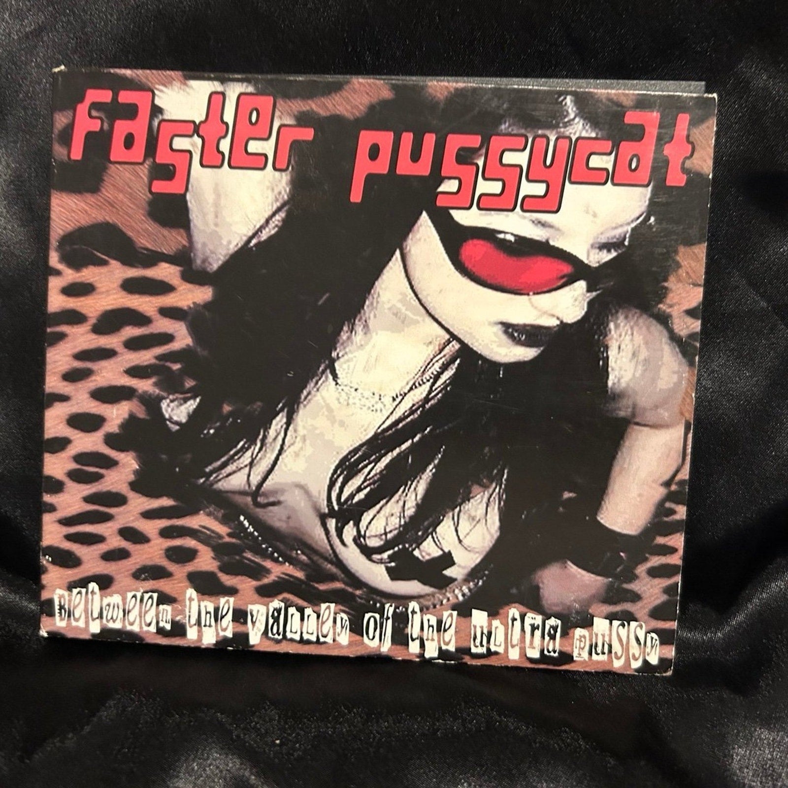 Faster Pussycat cd  Beyond The Valley Of The Ultra P*s’y RARE OOP