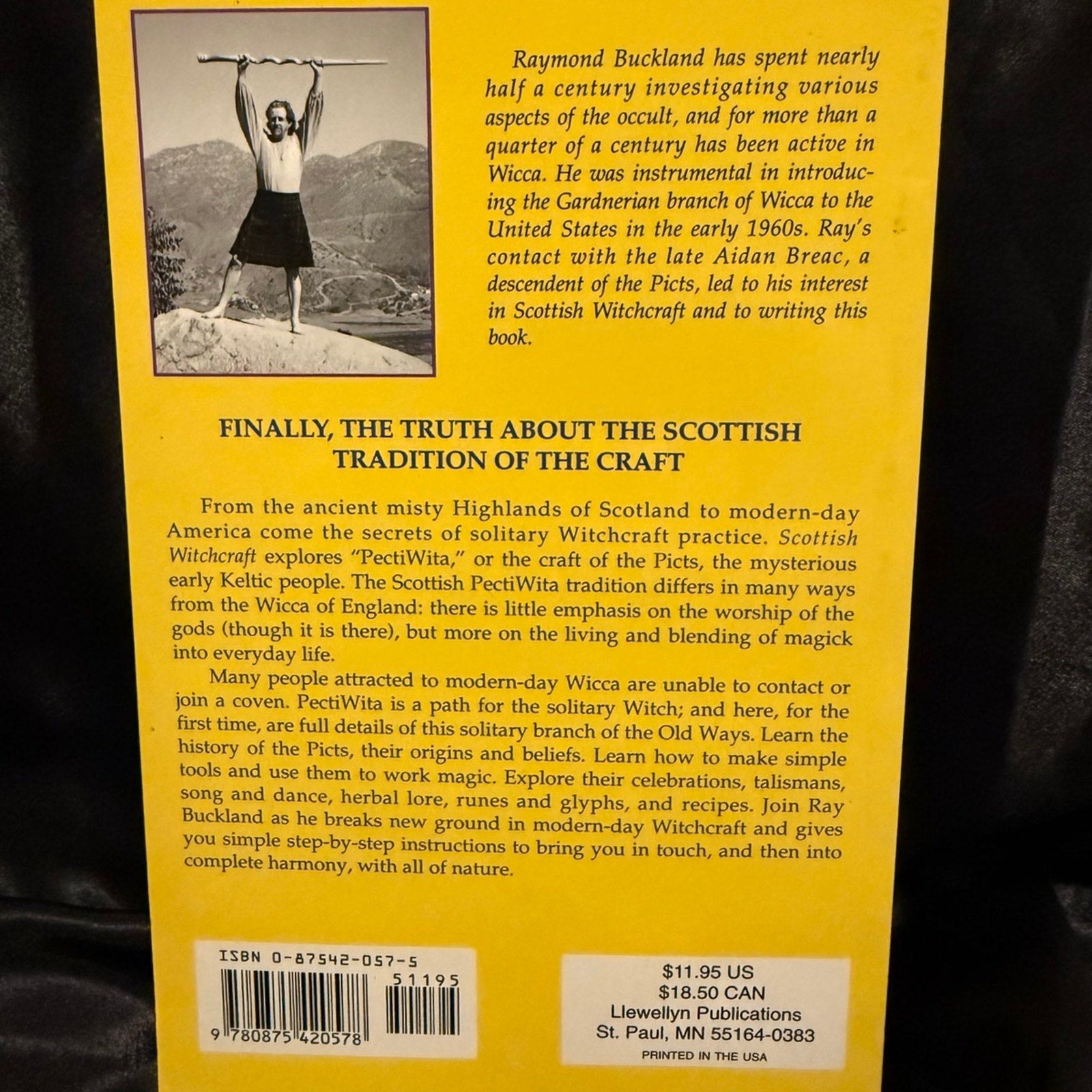 Scottish Witchcraft paperback Raymond Buckland pecti pictish solitary Magick