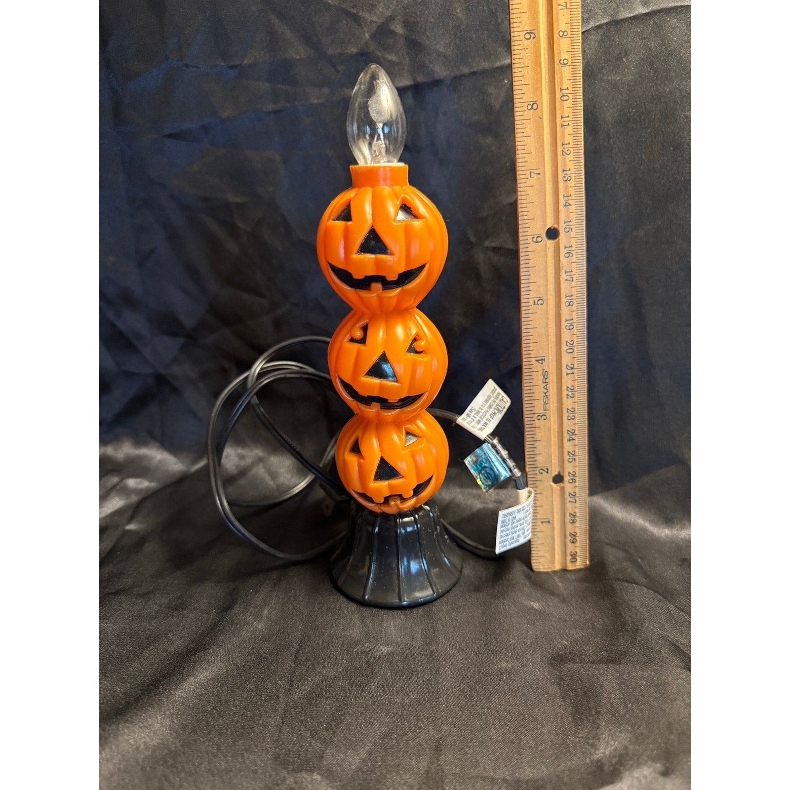 Vintage 1993 Halloween Plastic Jack-O-Lantern Stacked Pumpkin flickering Light Table Decor 7”