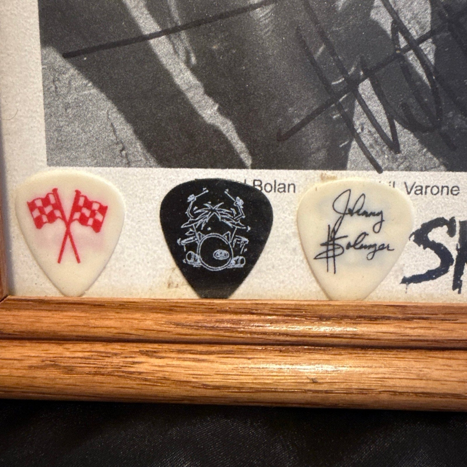 SKID ROW Authentic Autographed 8x10 Photo & Guitar Picks In Frame Rachel Bolan