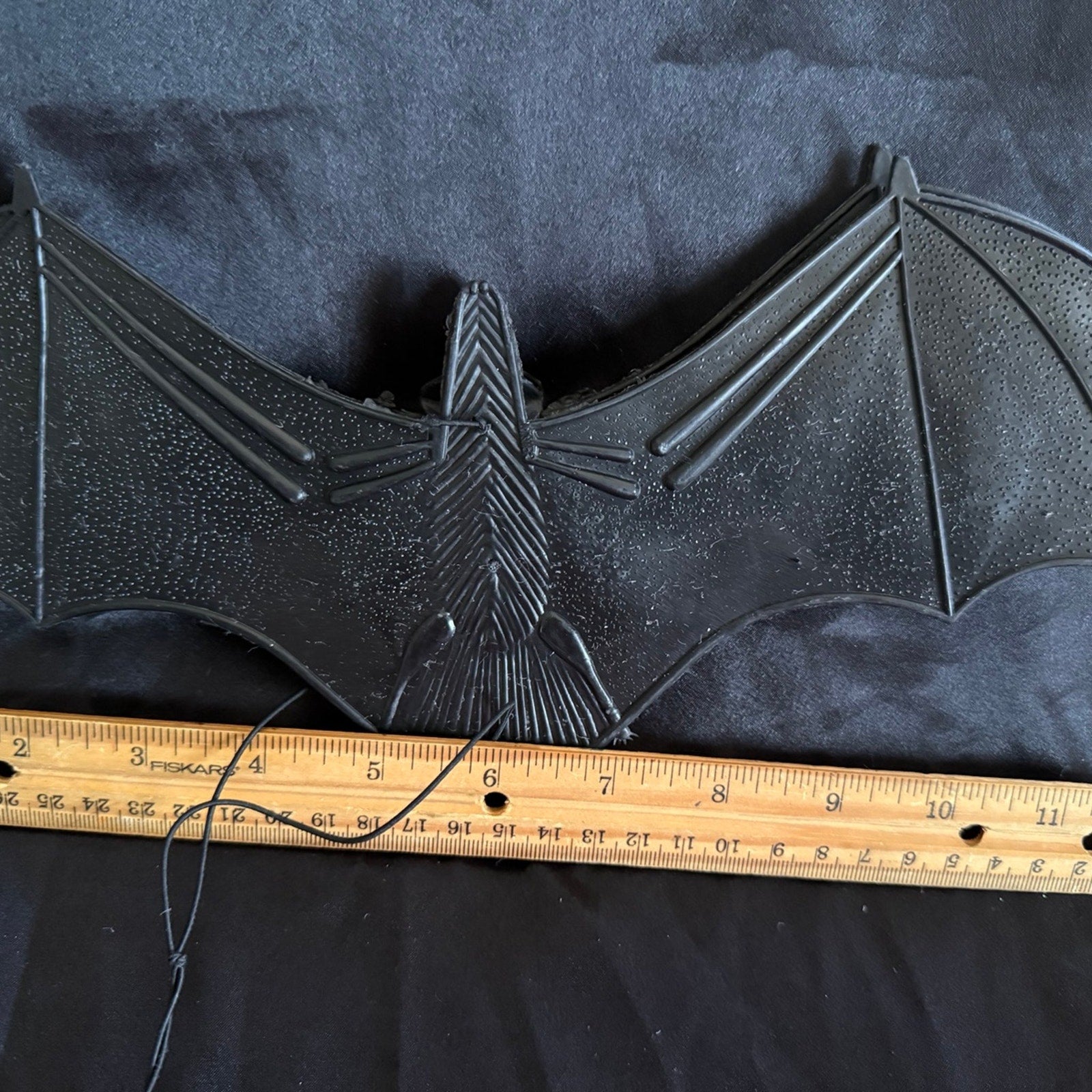 2 Vintage 80’s 12” rubber hanging bats Halloween decorations