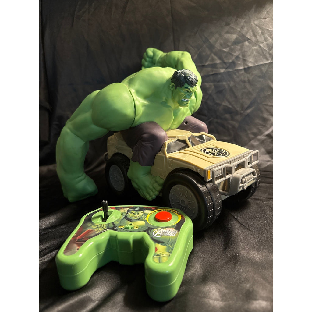 2015 Marvel Avengers XPV Remote Control Hulk Smash Jeep very VGC
