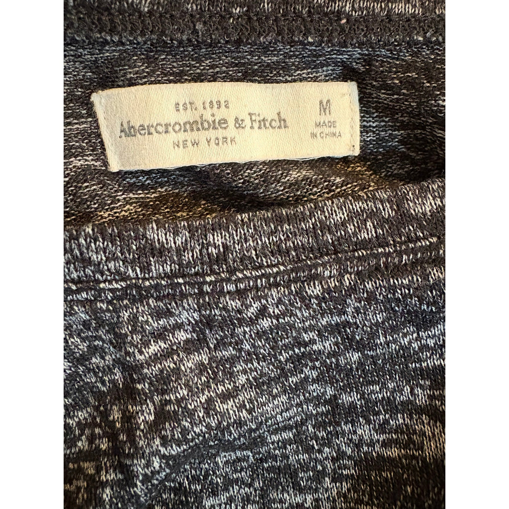 Abercrombie & Fitch t-shirt Dress size M with front pocket