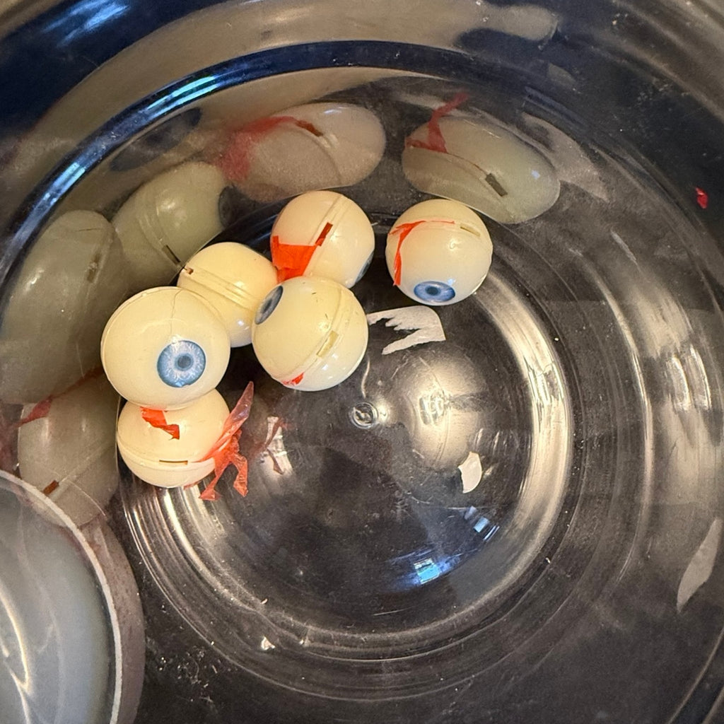 Vintage 2004 Doctor Shivers Animated Lighted Jar of Eyeballs