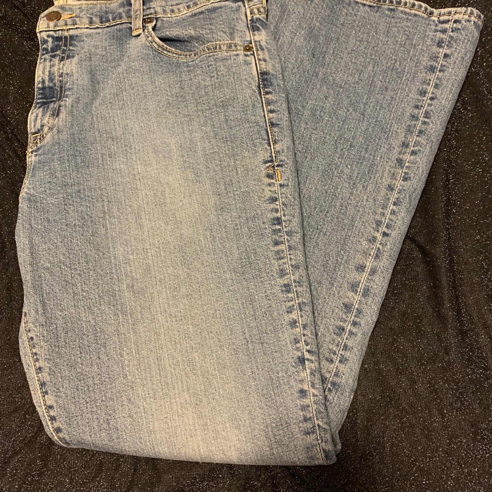Old Navy Women’s Just Below the Waist Bootcut Jeans Size 16 Regular