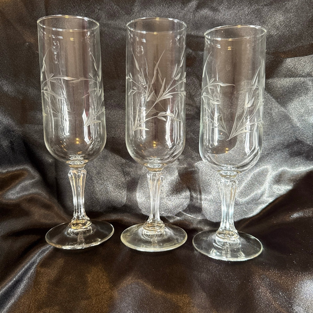 3 Vintage Princess House Etched Blown Glass Champagne Flutes In Wheat Pattern