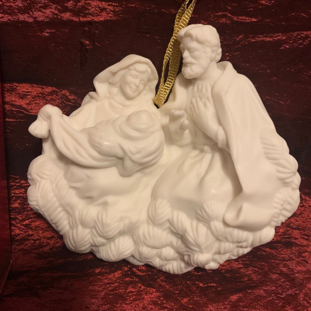 HALLMARK KEEPSAKE PORCELAIN ORNAMENT 2001 MARY AND JOSEPH