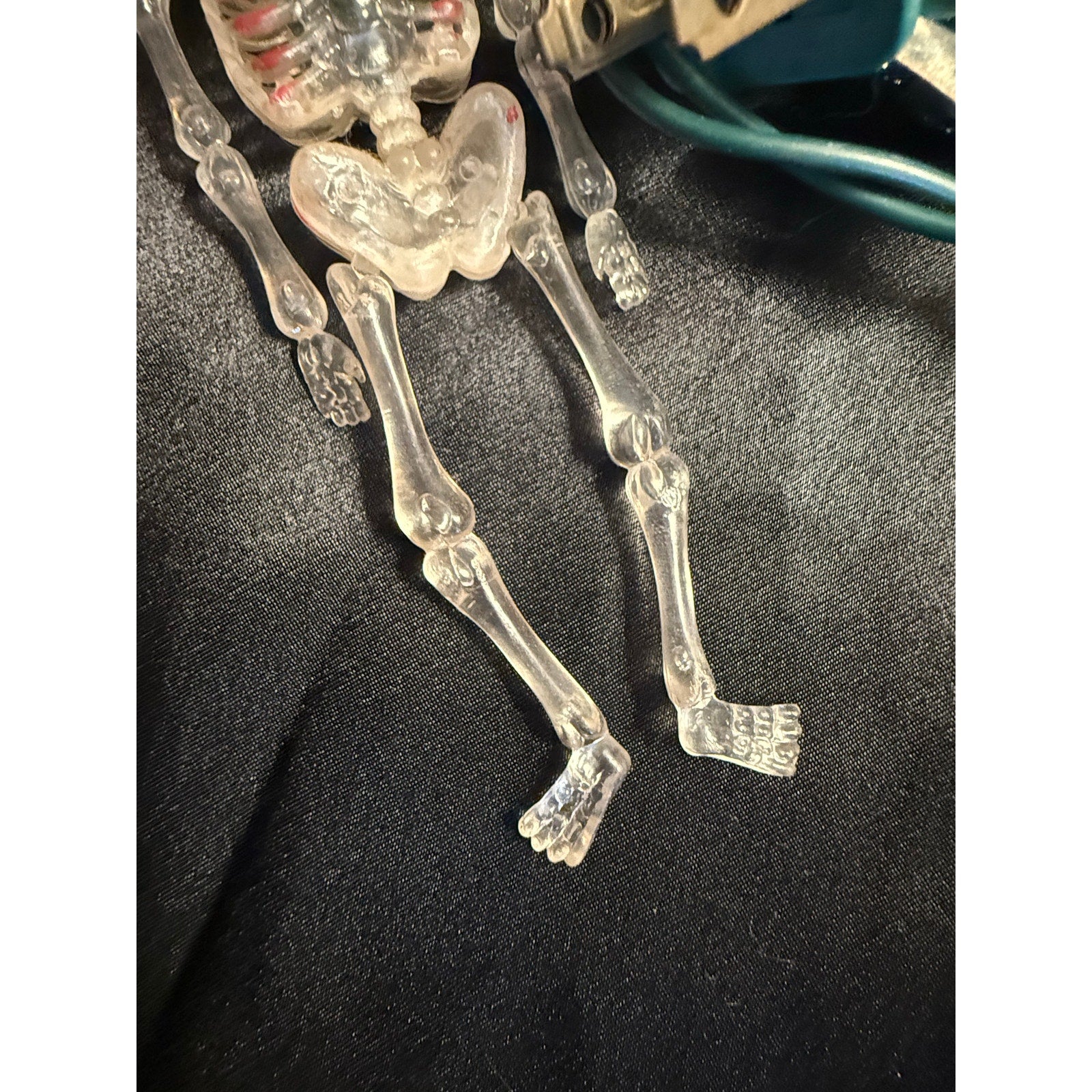 Vintage 90’s Halloween skeleton string lights still work all intact 6’