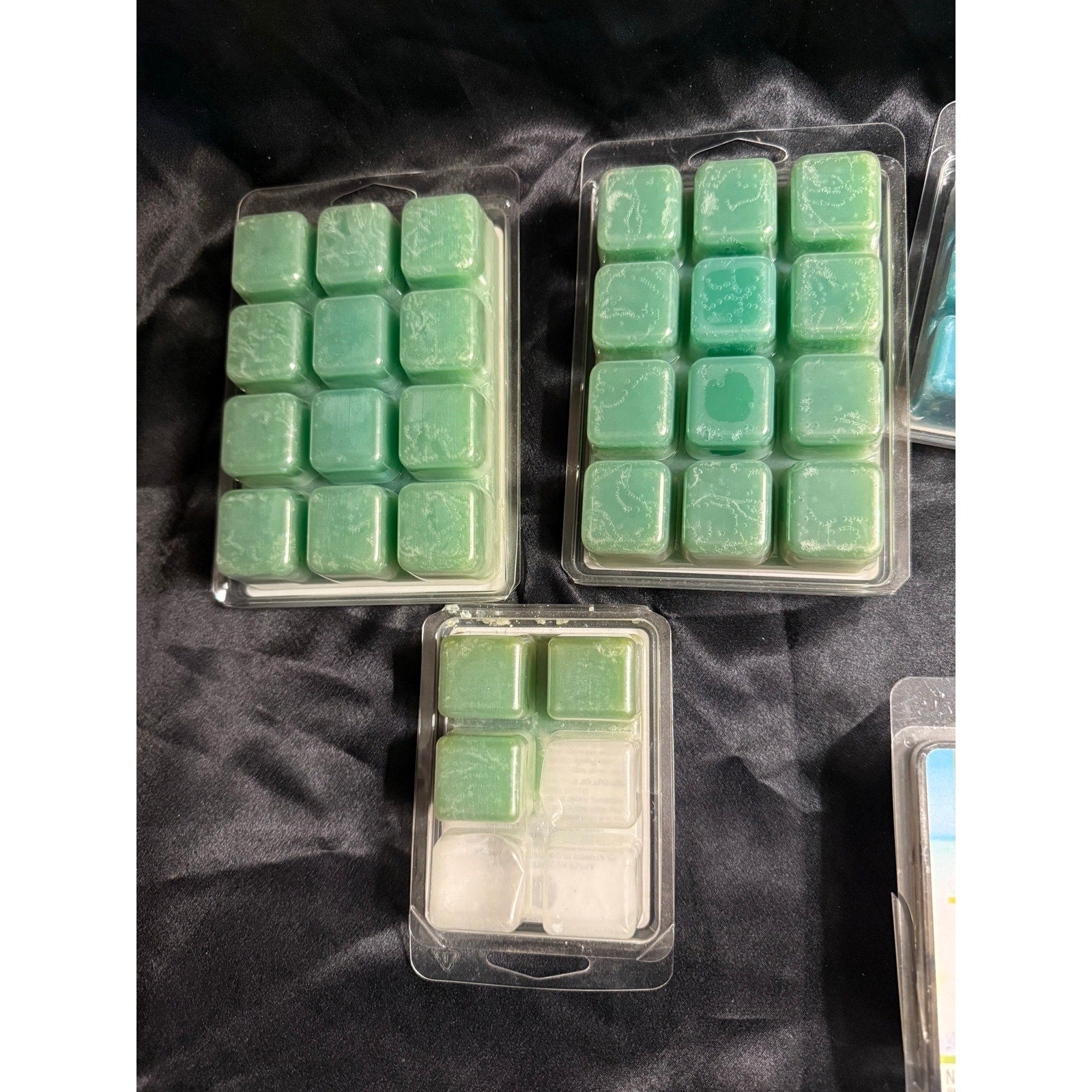 Lot of scented wax cubes ScentSationals Better Homes and Gardens discontinued