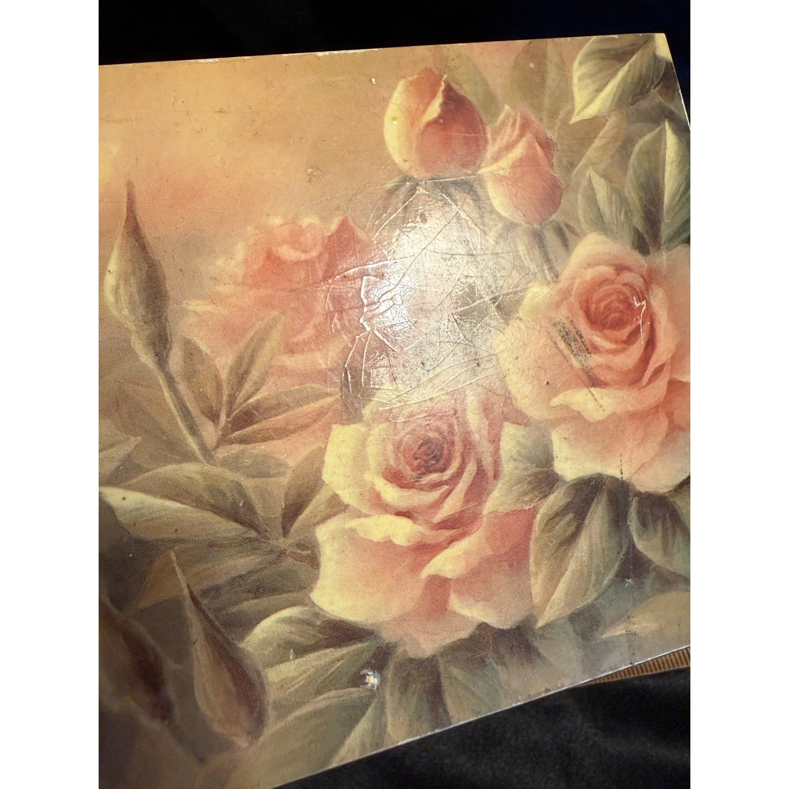 Vintage 80’s cedar jewelry trinket box with rose print crackle glaze 6”