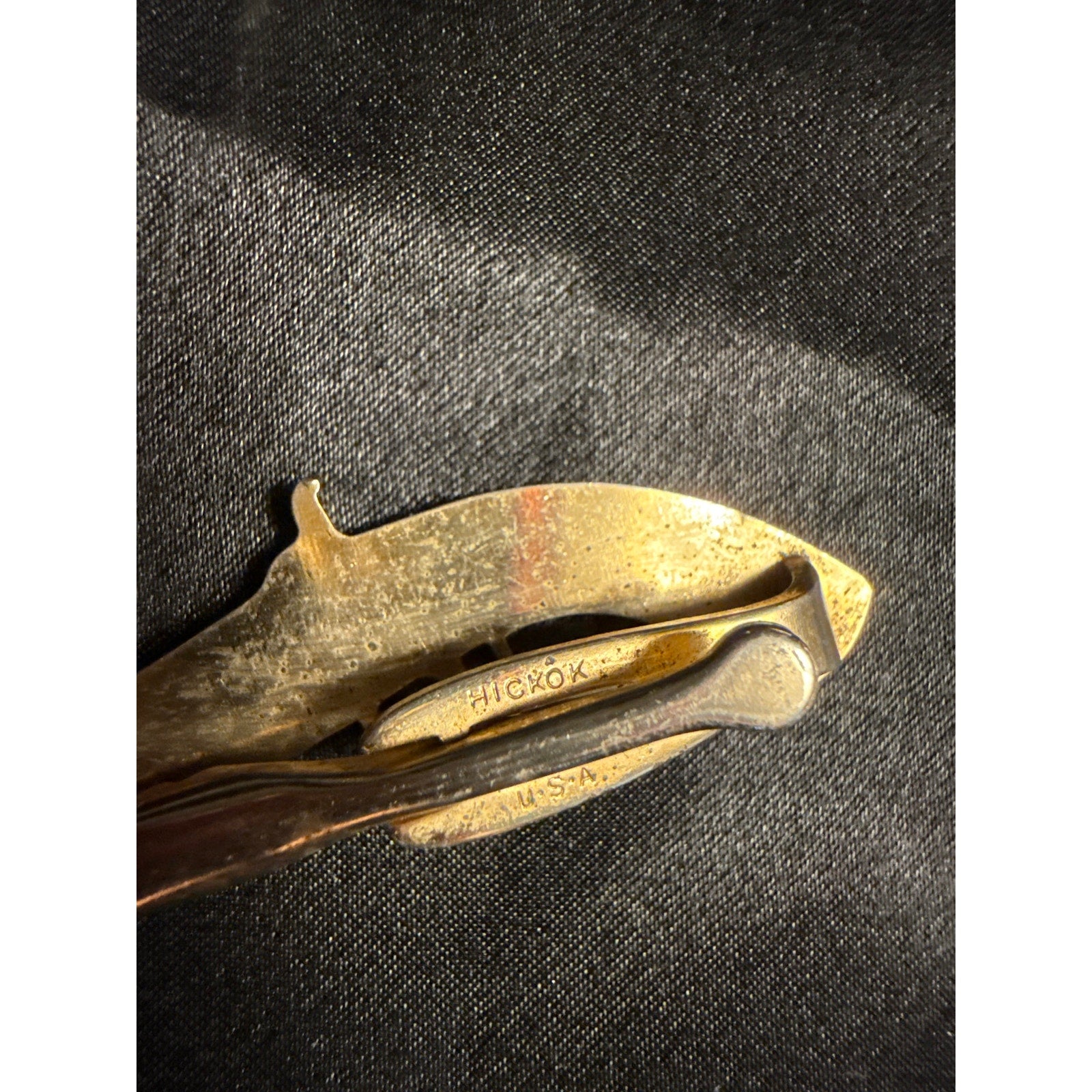 Vintage 1960’s Hickock Gold Tone Big Gun Revolver Tie Clip