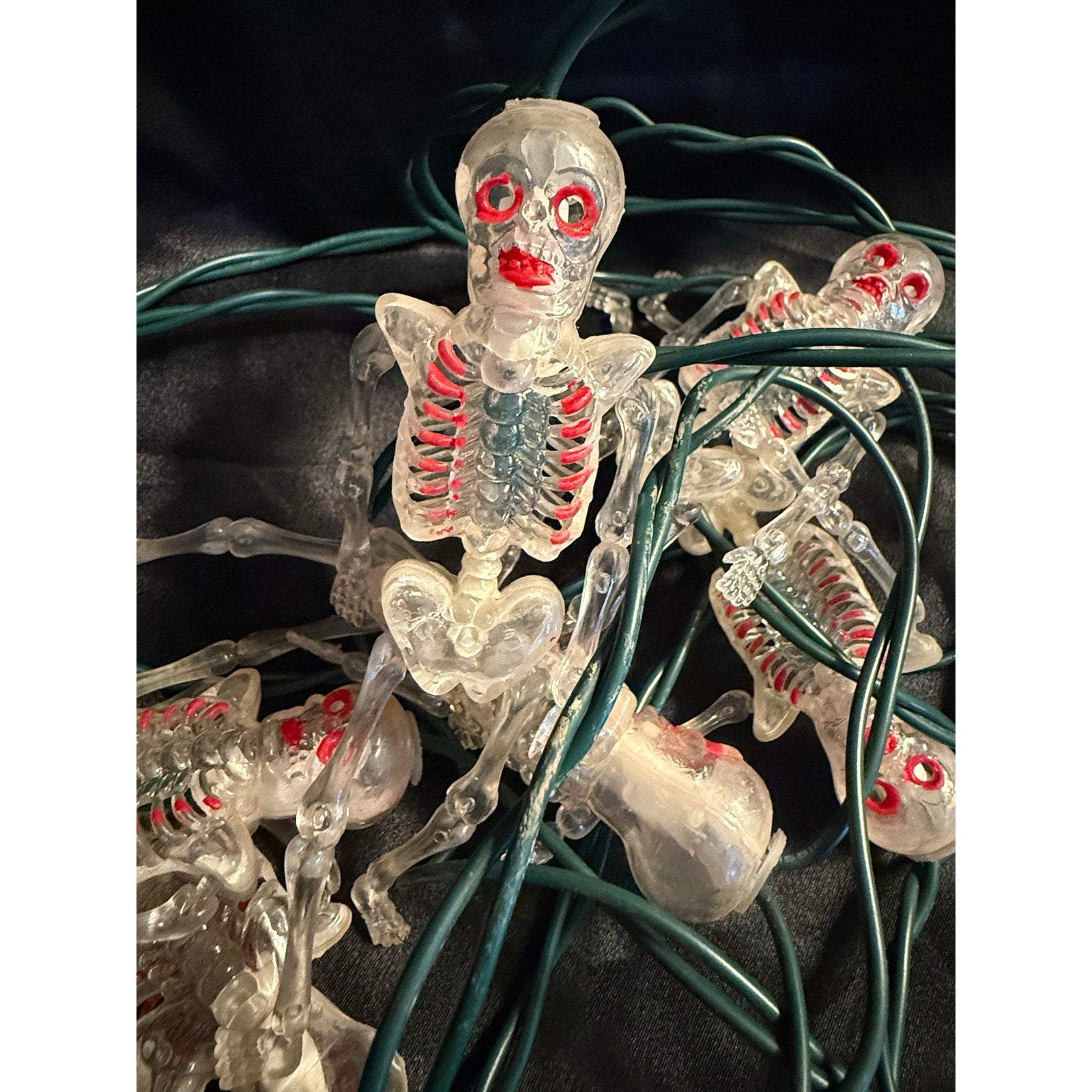 Vintage 90’s Halloween skeleton string lights still work all intact 6’