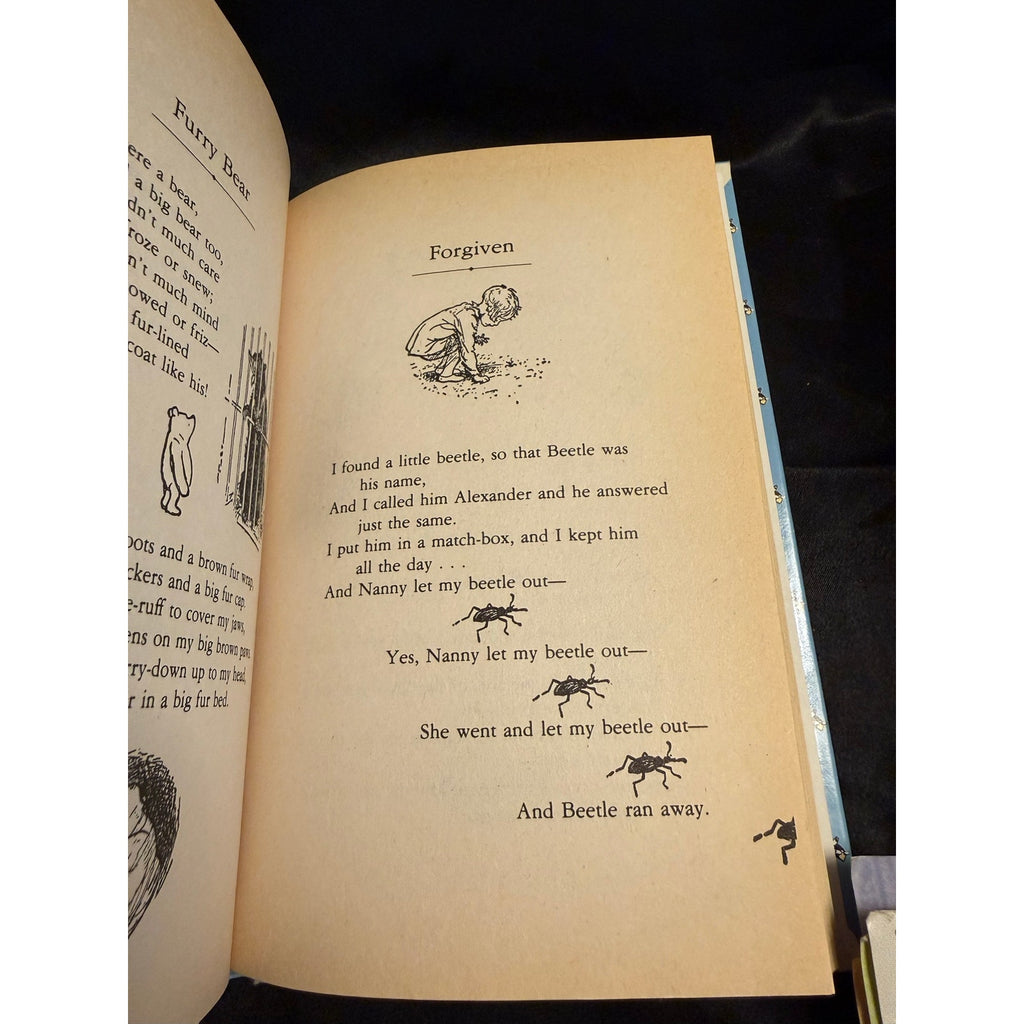 Vintage 1992 editions A.A. Milne Winnie The Pooh Books hardcover