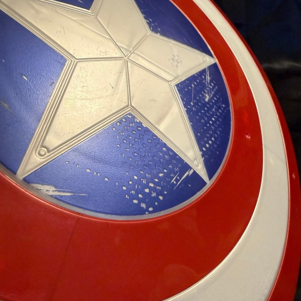 Marvel Avengers Captain America Magnetic Shield & Gauntlet 2015